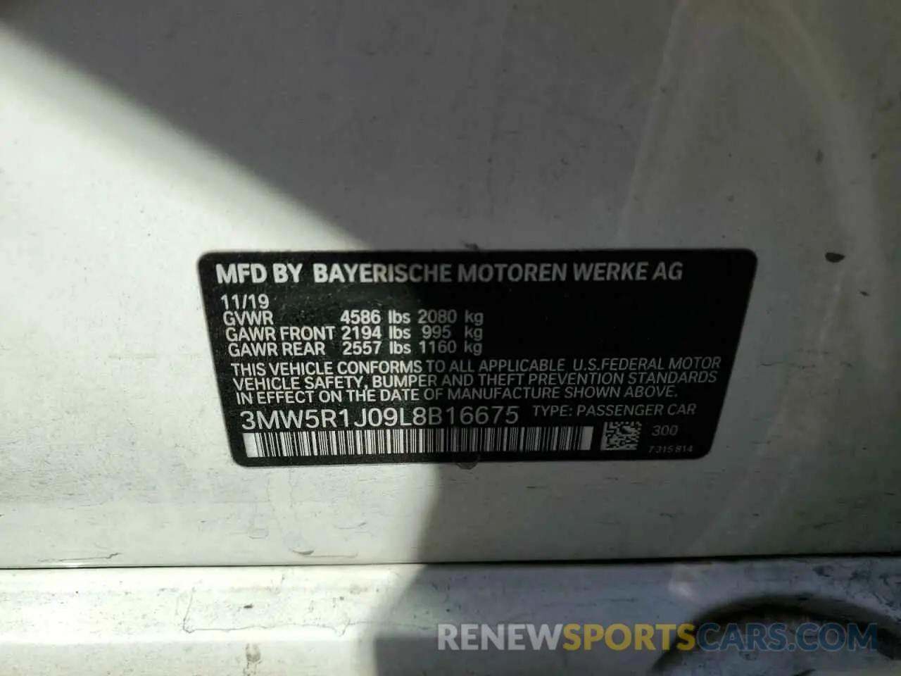 12 Photograph of a damaged car 3MW5R1J09L8B16675 BMW 3 SERIES 2020