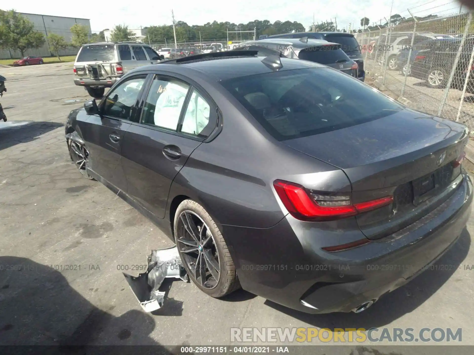 3 Photograph of a damaged car 3MW5R1J09L8B18331 BMW 3 SERIES 2020