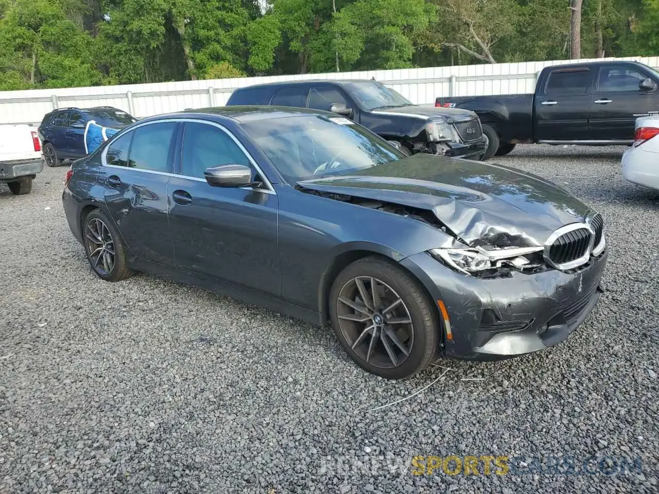 4 Photograph of a damaged car 3MW5R1J09L8B23139 BMW 3 SERIES 2020