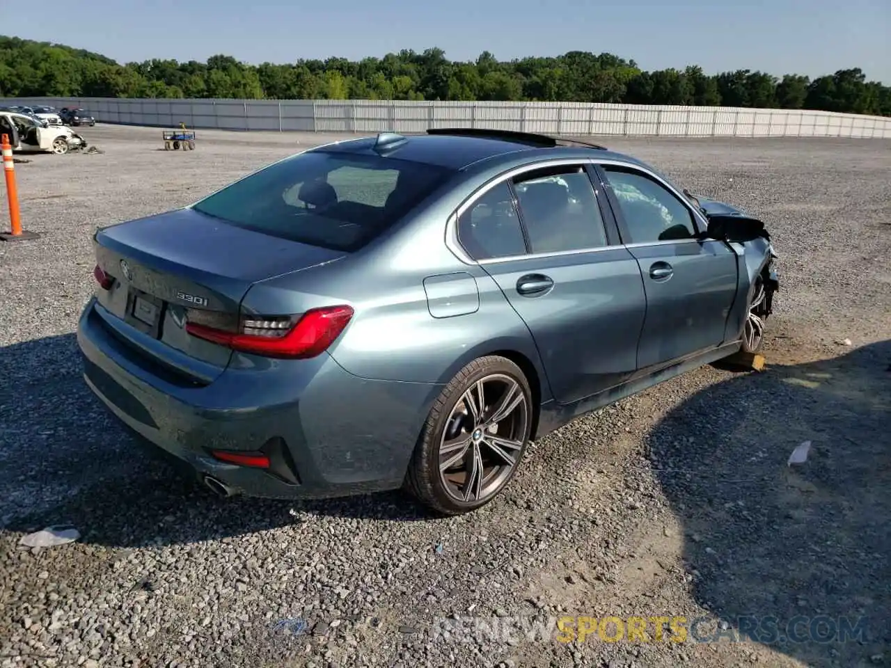 4 Photograph of a damaged car 3MW5R1J09L8B42967 BMW 3 SERIES 2020