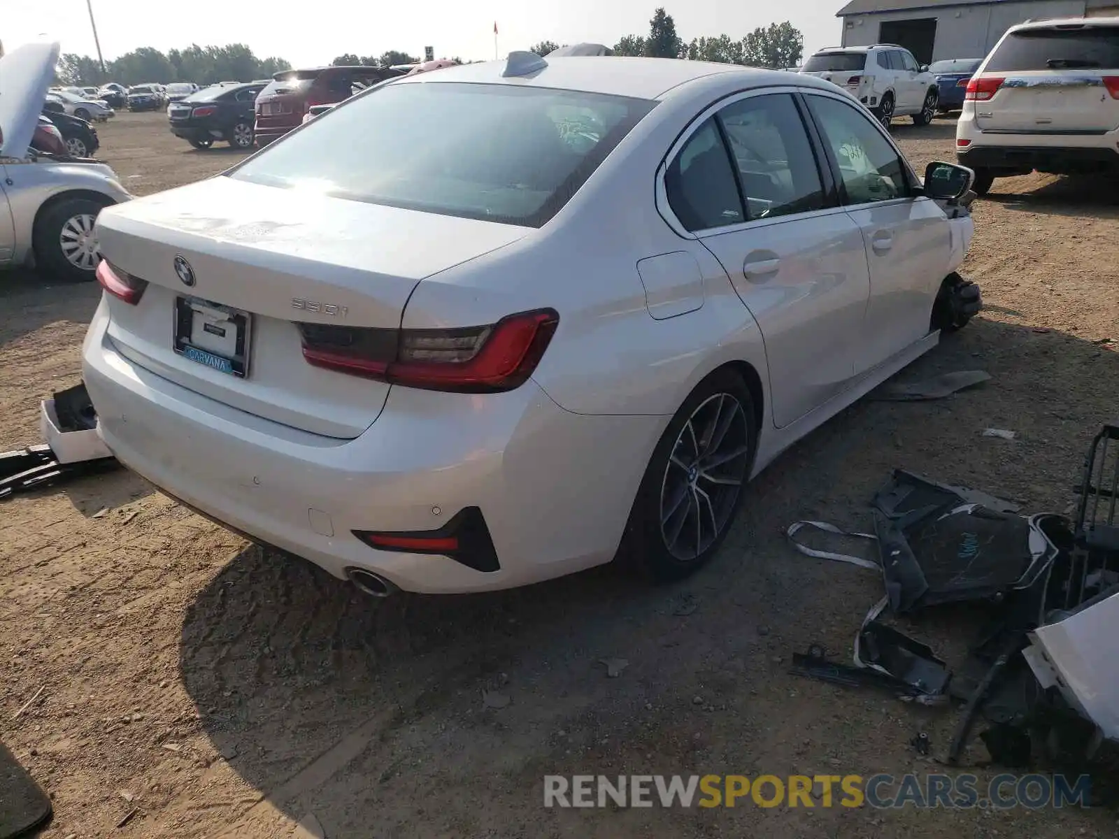 4 Photograph of a damaged car 3MW5R1J0XL8B22680 BMW 3 SERIES 2020