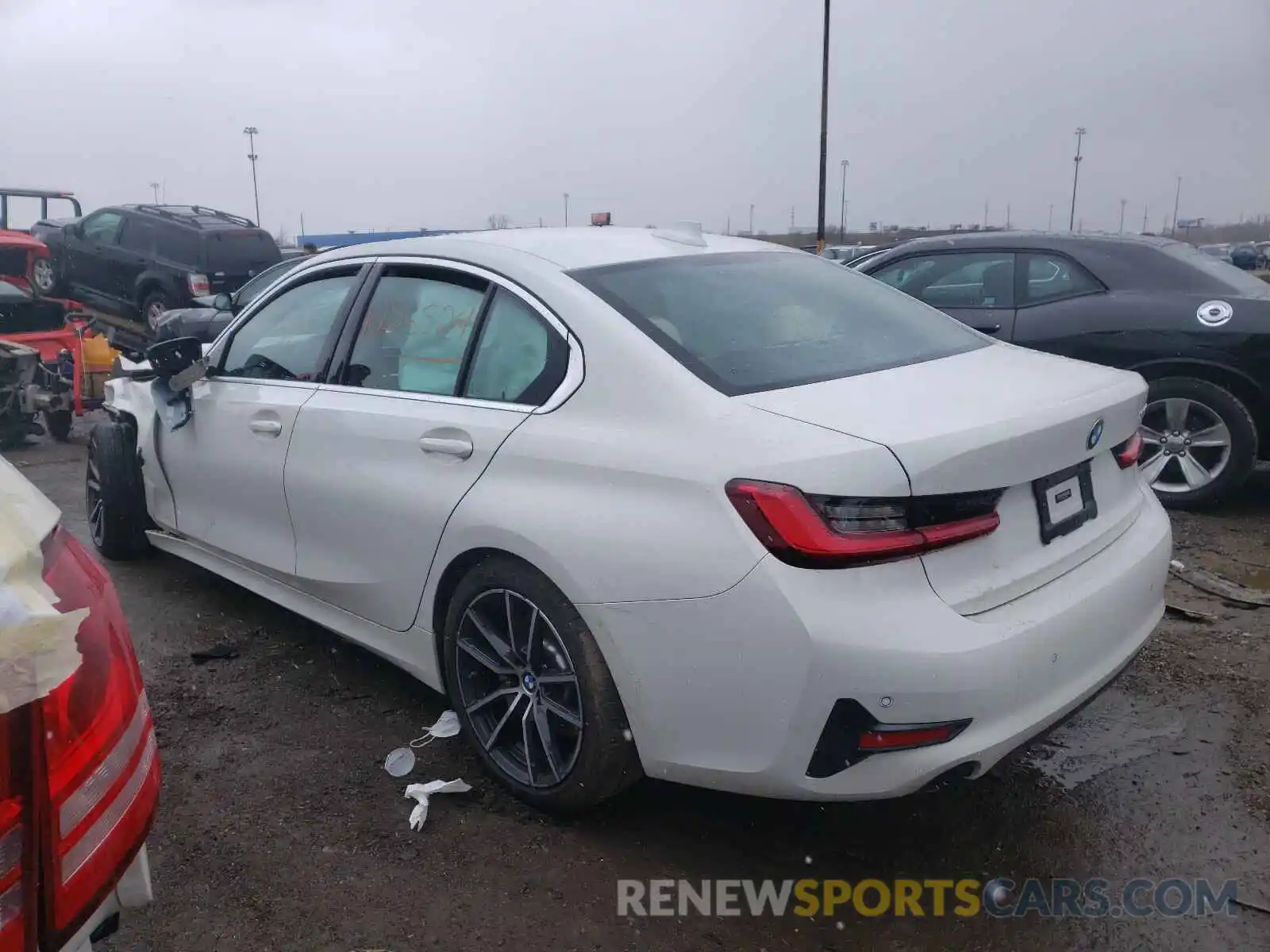 3 Photograph of a damaged car 3MW5R1J0XL8B24610 BMW 3 SERIES 2020