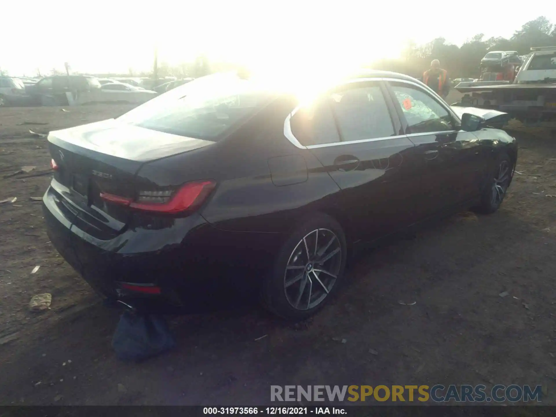 4 Photograph of a damaged car 3MW5R1J0XL8B25269 BMW 3 SERIES 2020