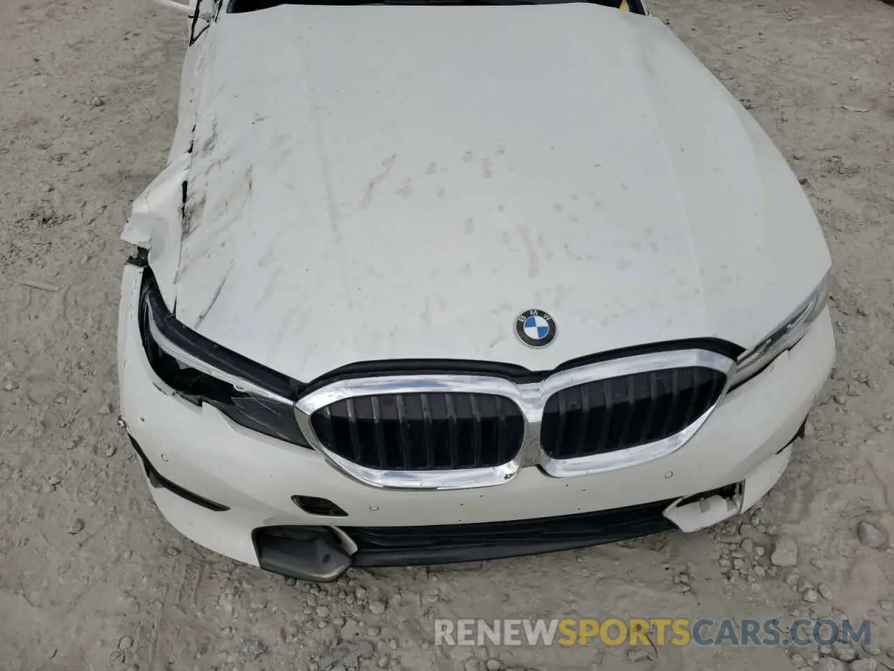11 Photograph of a damaged car 3MW5R1J0XL8B45375 BMW 3 SERIES 2020