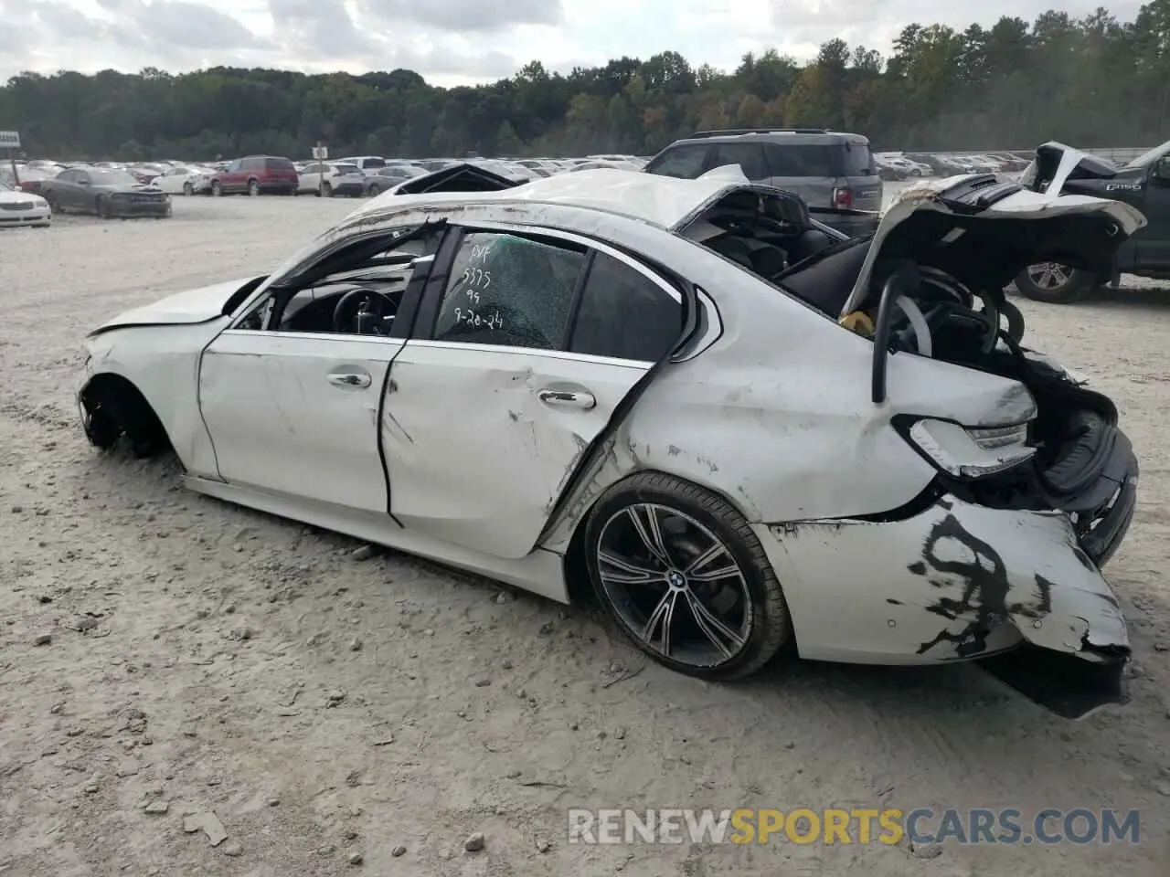 2 Photograph of a damaged car 3MW5R1J0XL8B45375 BMW 3 SERIES 2020
