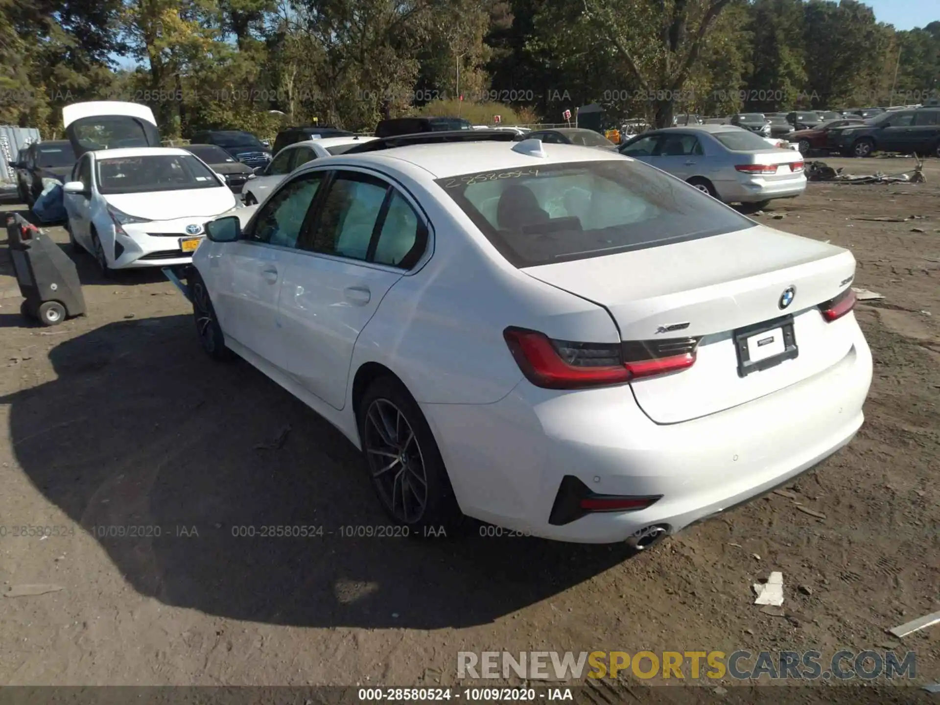 3 Photograph of a damaged car 3MW5R7J00L8B17006 BMW 3 SERIES 2020