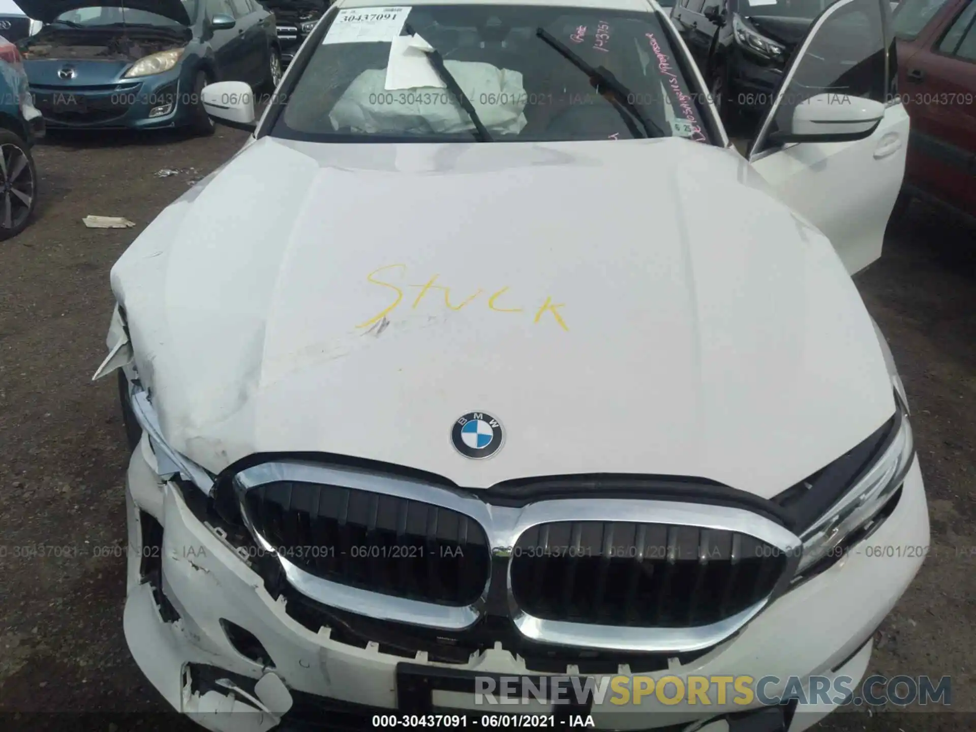 10 Photograph of a damaged car 3MW5R7J00L8B17474 BMW 3 SERIES 2020