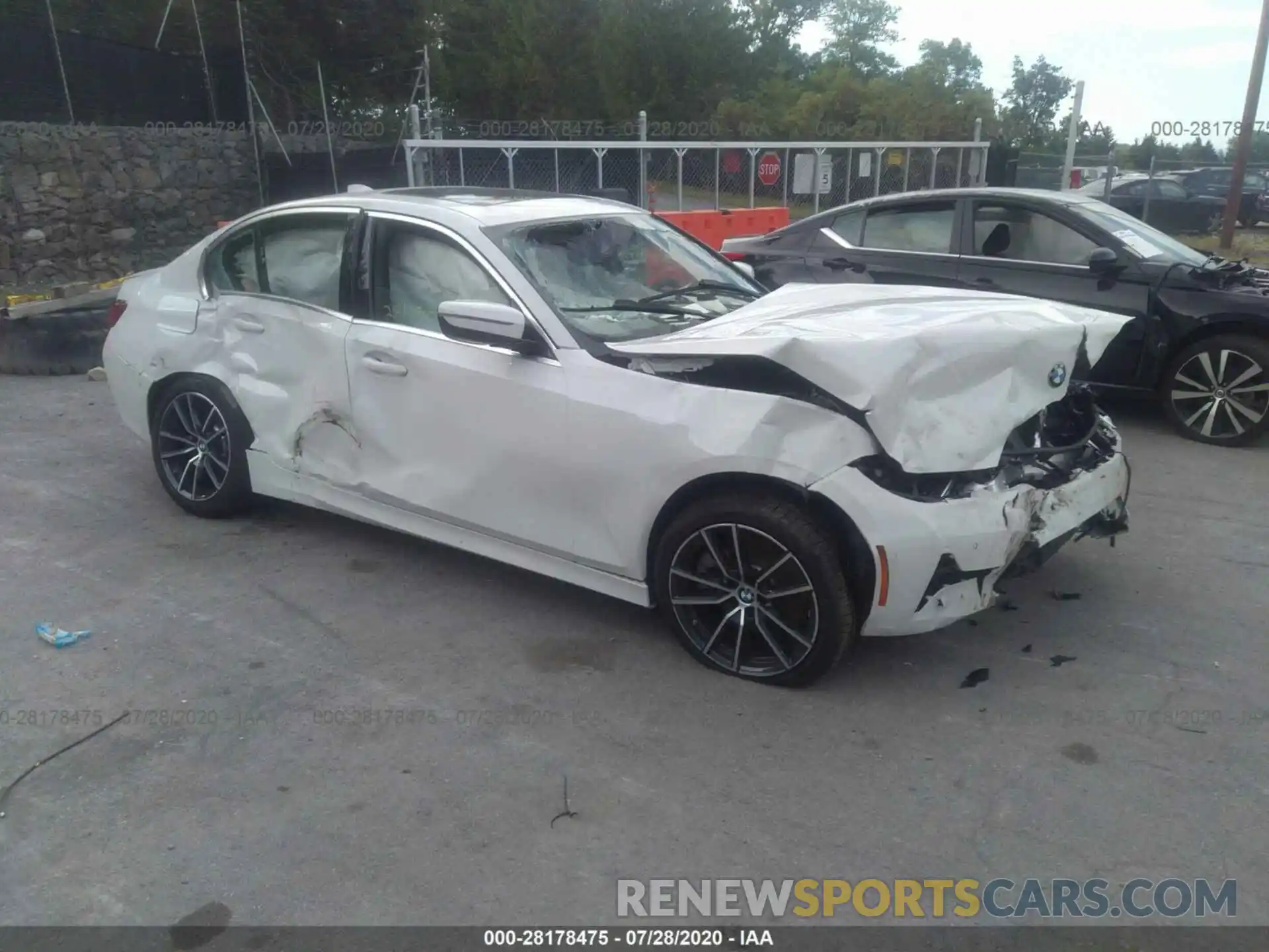 1 Photograph of a damaged car 3MW5R7J00L8B23873 BMW 3 SERIES 2020