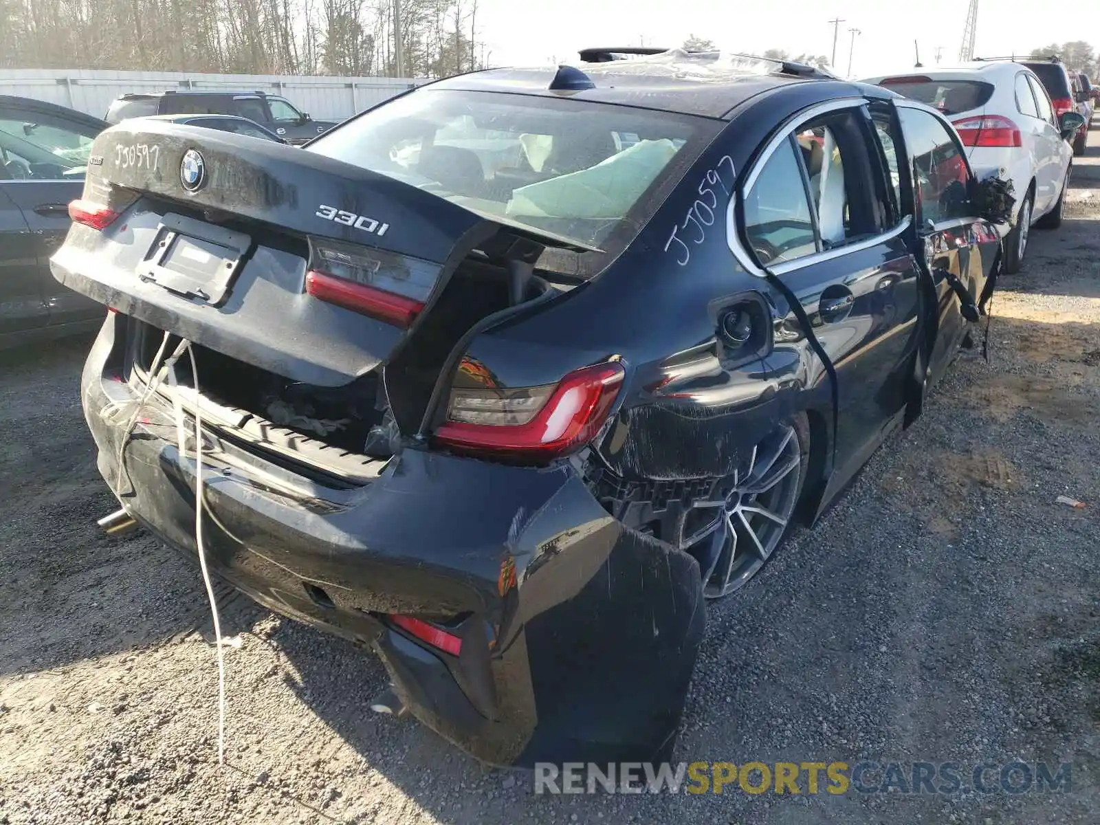 4 Photograph of a damaged car 3MW5R7J00L8B24120 BMW 3 SERIES 2020