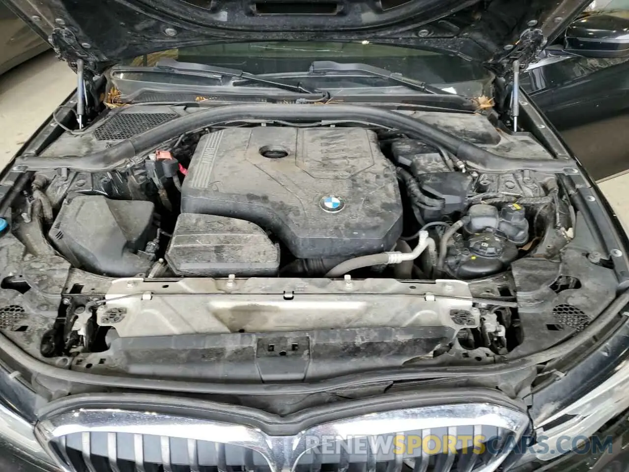 11 Photograph of a damaged car 3MW5R7J01L8B05799 BMW 3 SERIES 2020