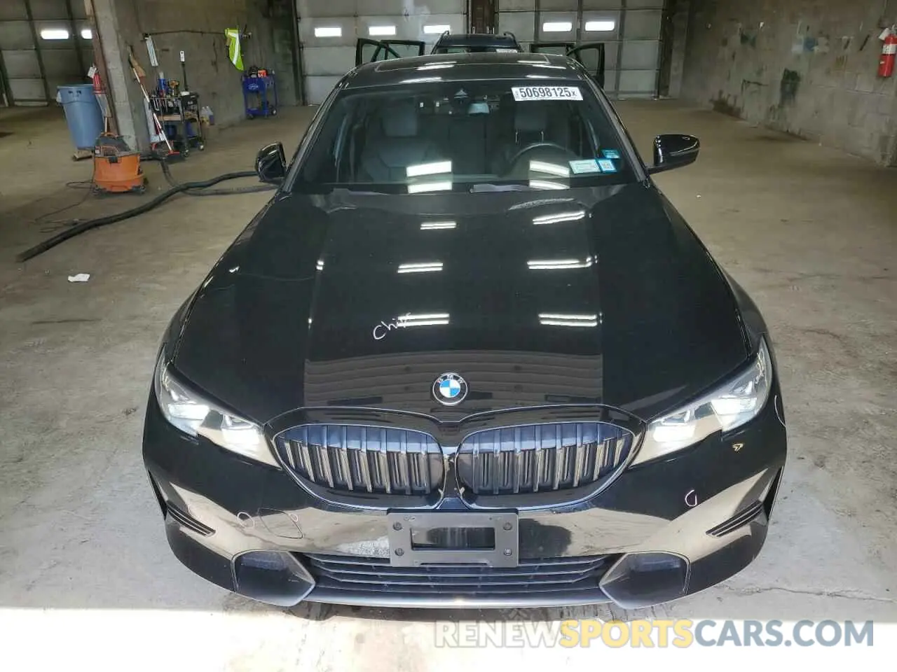 5 Photograph of a damaged car 3MW5R7J01L8B09304 BMW 3 SERIES 2020