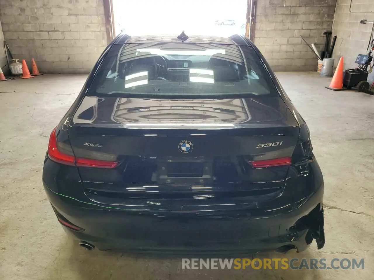 6 Photograph of a damaged car 3MW5R7J01L8B09304 BMW 3 SERIES 2020
