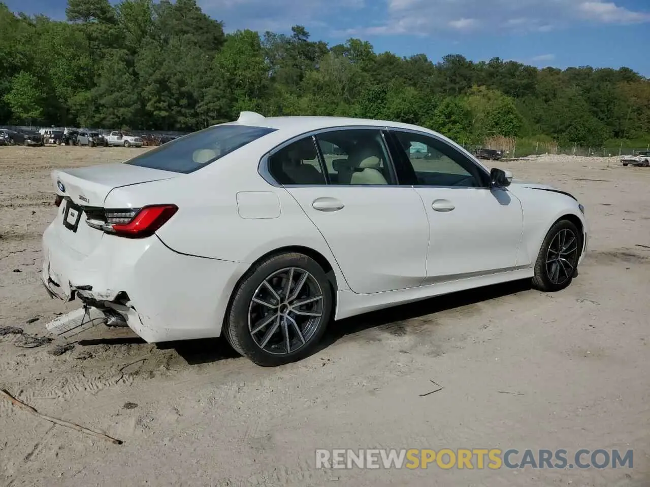 3 Photograph of a damaged car 3MW5R7J01L8B10663 BMW 3 SERIES 2020