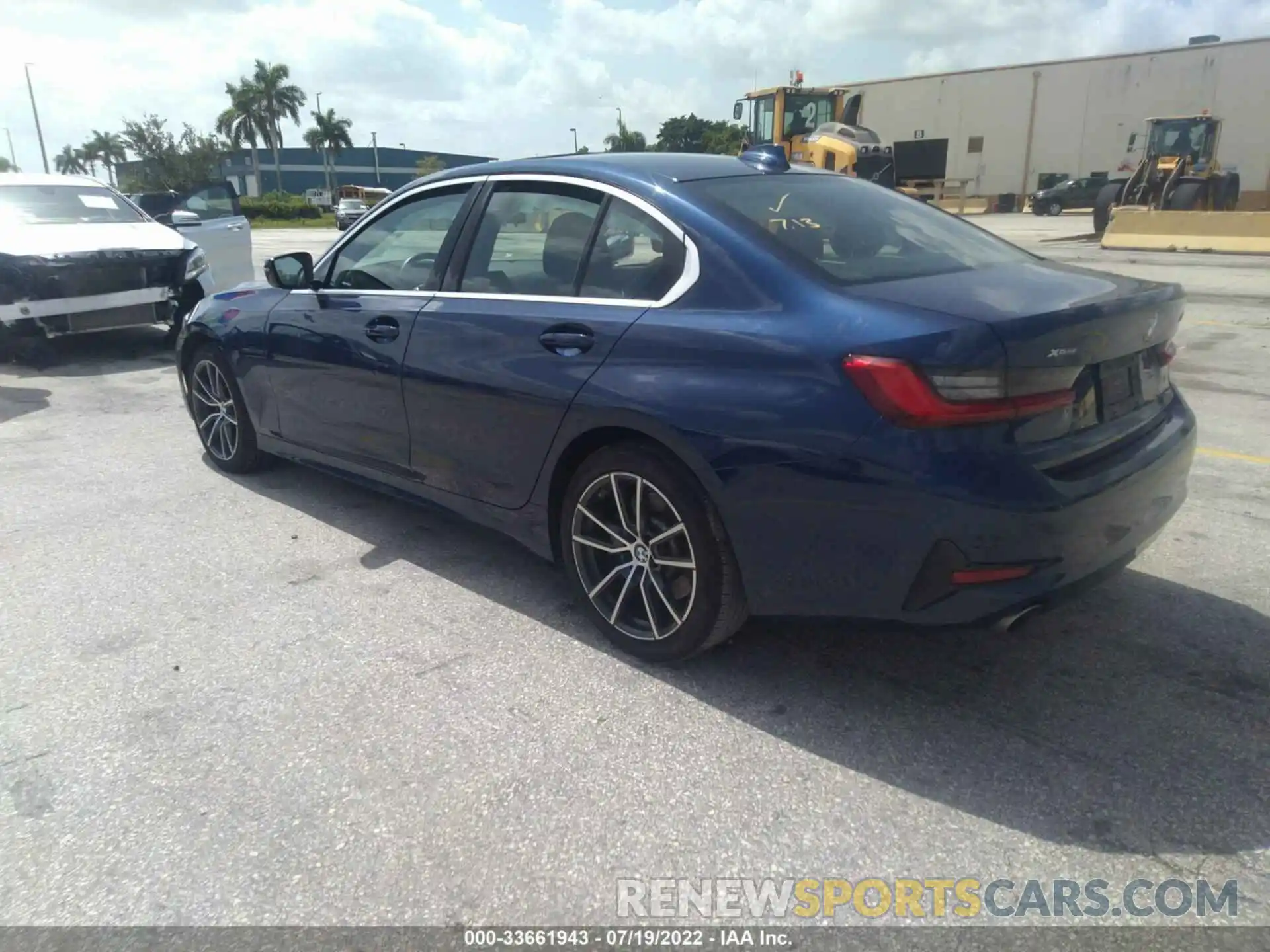 3 Photograph of a damaged car 3MW5R7J01L8B21453 BMW 3 SERIES 2020