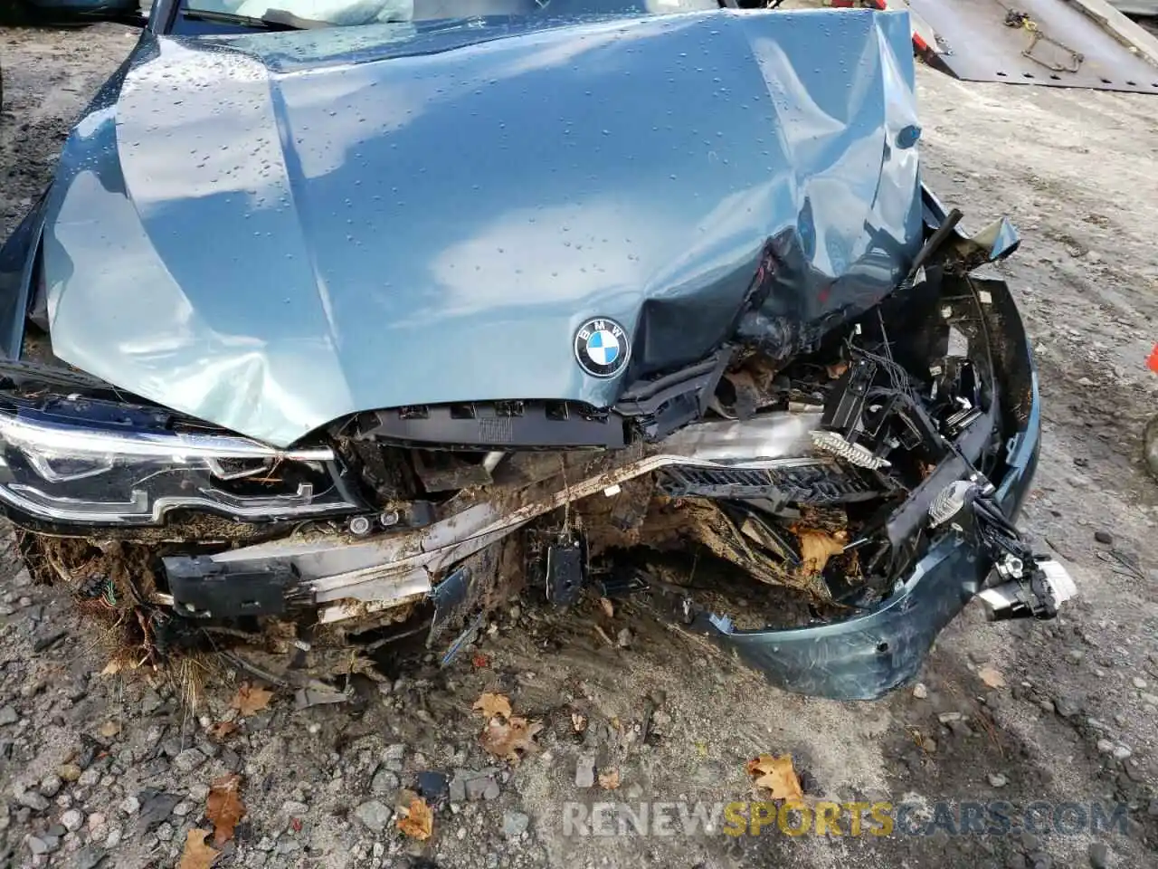 9 Photograph of a damaged car 3MW5R7J01L8B23266 BMW 3 SERIES 2020