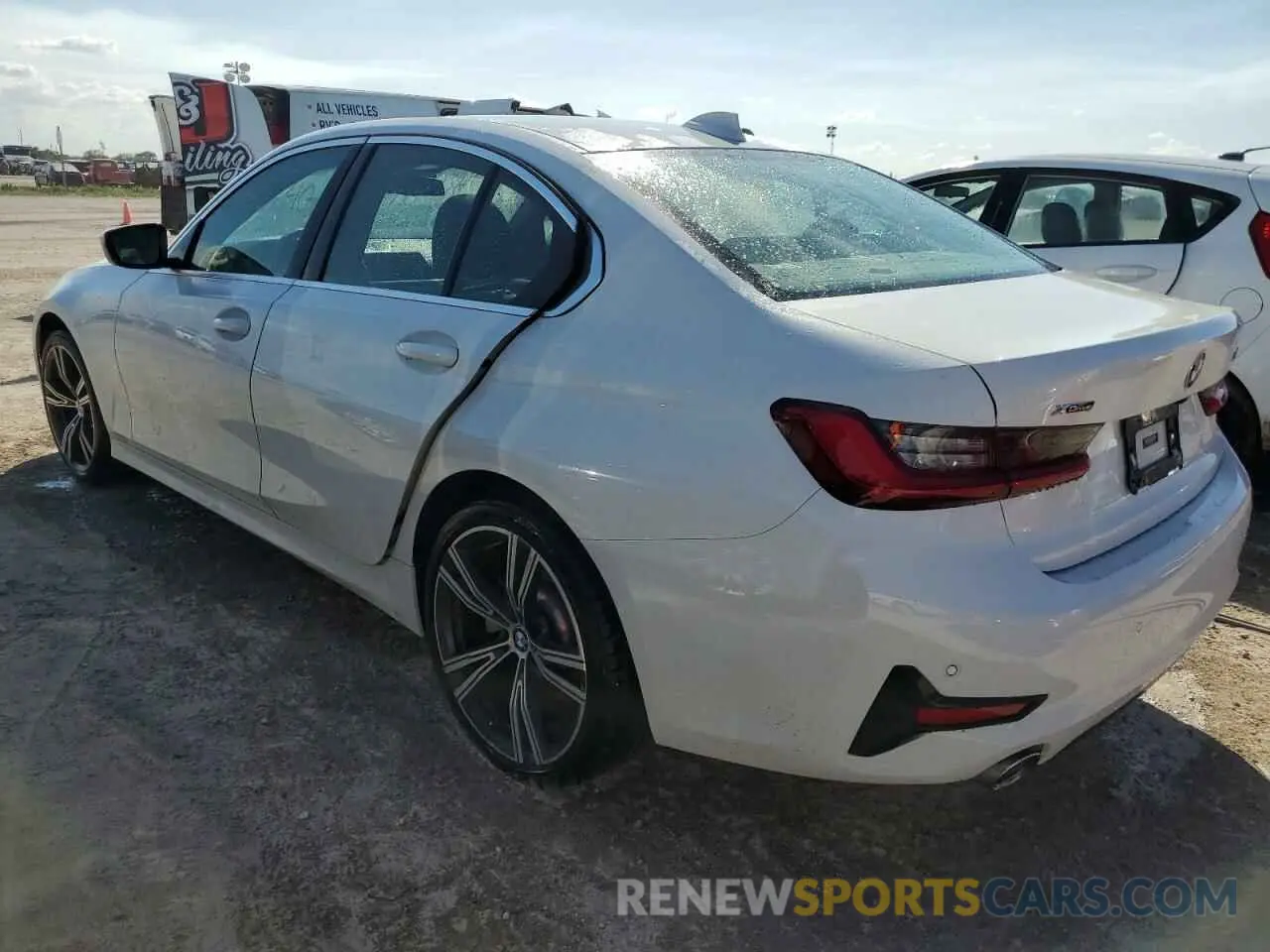 2 Photograph of a damaged car 3MW5R7J01L8B40391 BMW 3 SERIES 2020