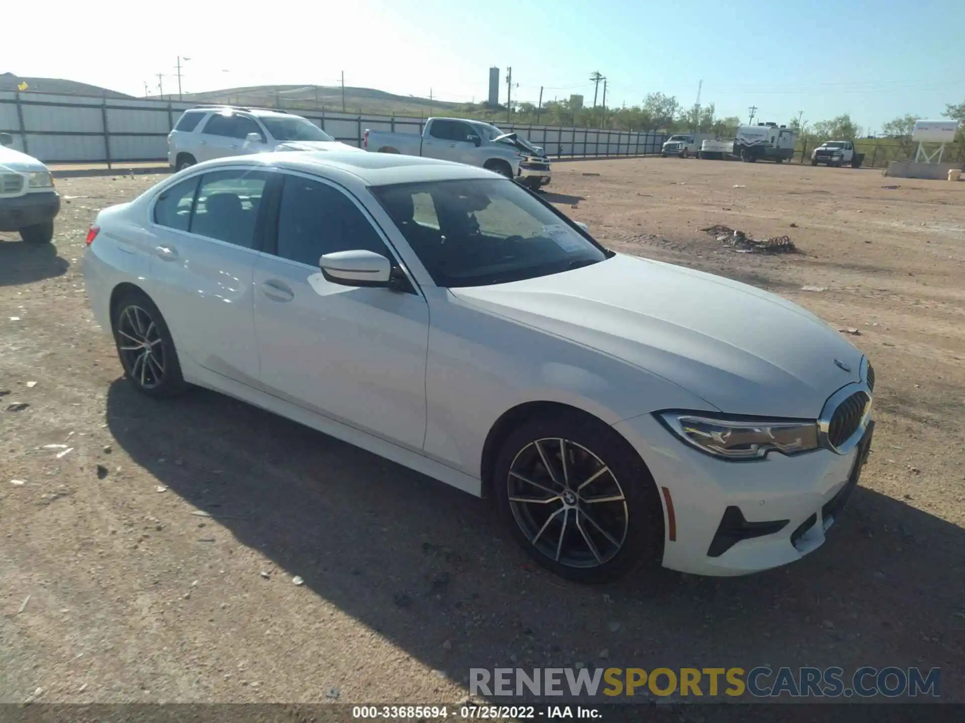 1 Photograph of a damaged car 3MW5R7J02L8B08680 BMW 3 SERIES 2020