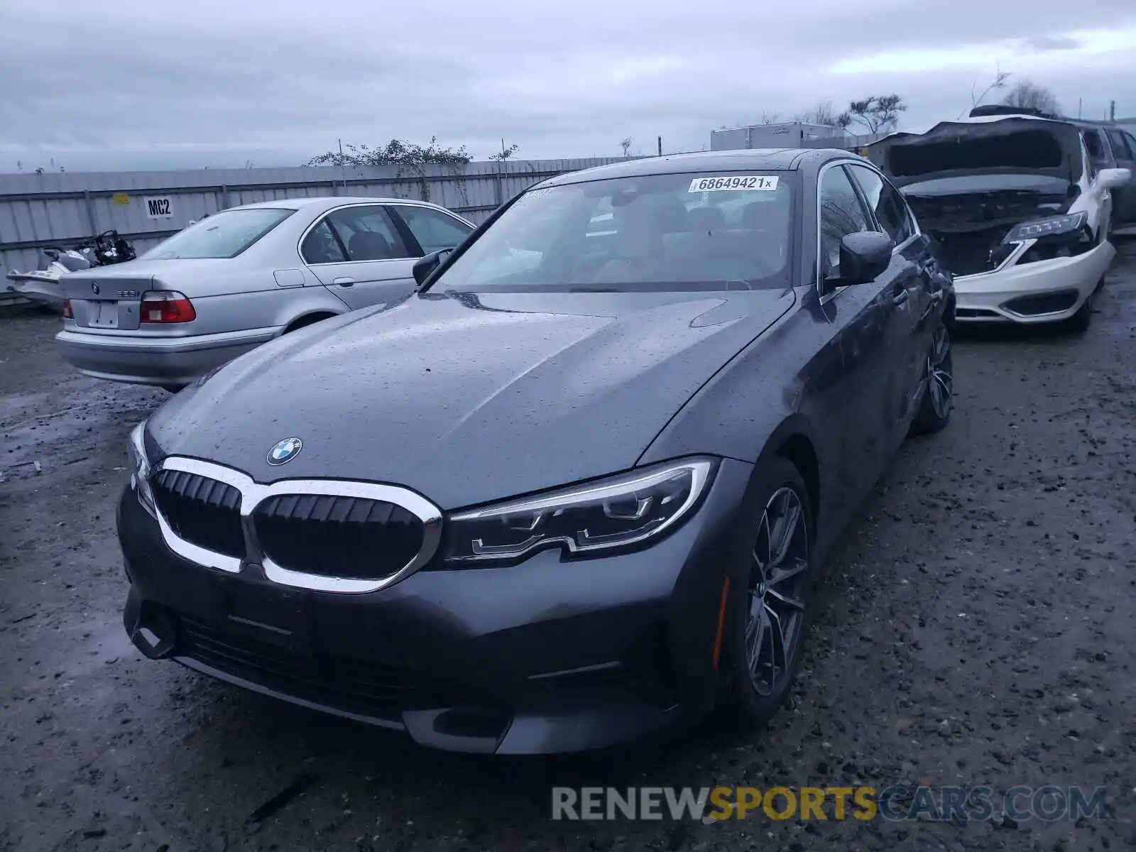 2 Photograph of a damaged car 3MW5R7J02L8B18125 BMW 3 SERIES 2020