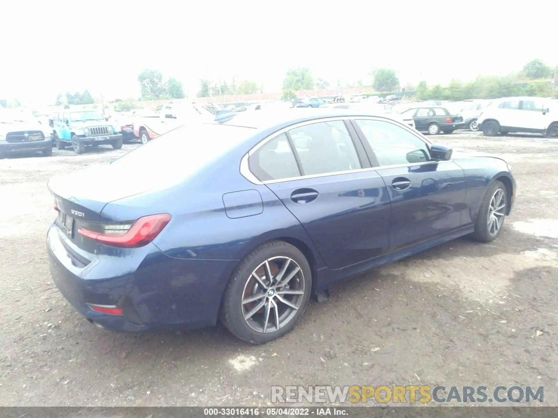 4 Photograph of a damaged car 3MW5R7J02L8B20294 BMW 3 SERIES 2020