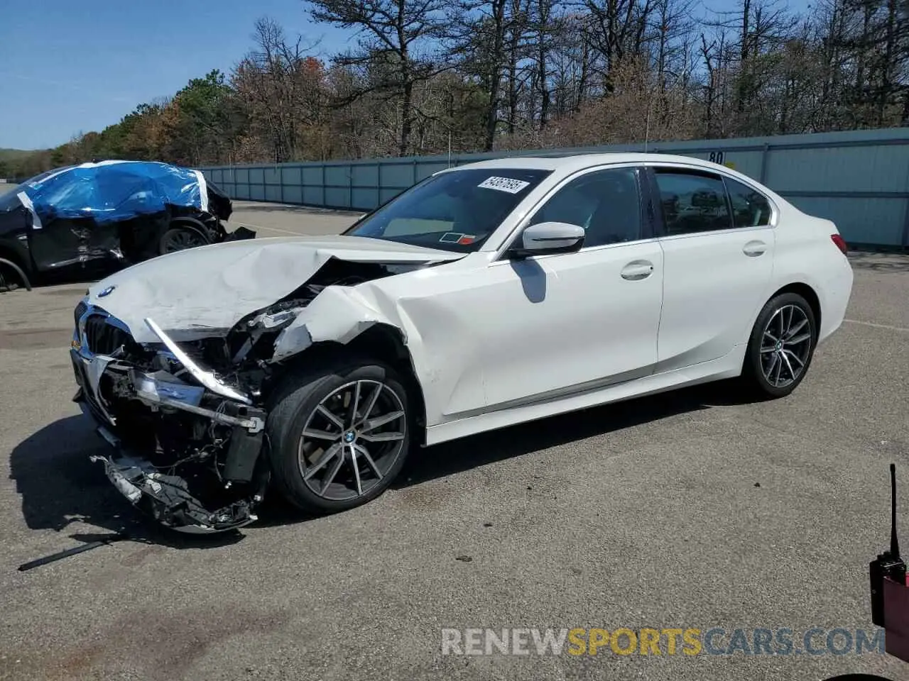 1 Photograph of a damaged car 3MW5R7J02L8B28136 BMW 3 SERIES 2020
