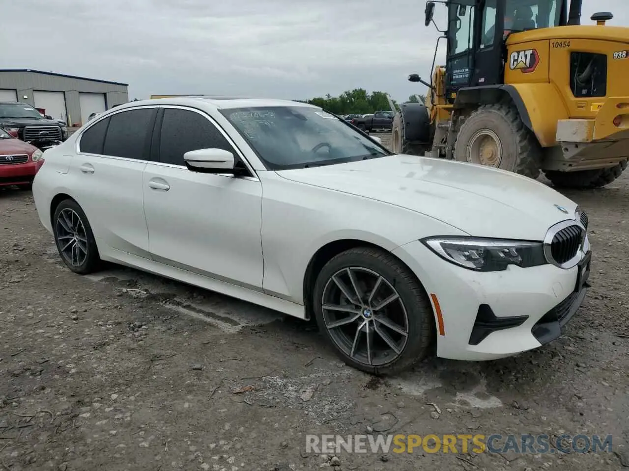 4 Photograph of a damaged car 3MW5R7J02L8B38844 BMW 3 SERIES 2020