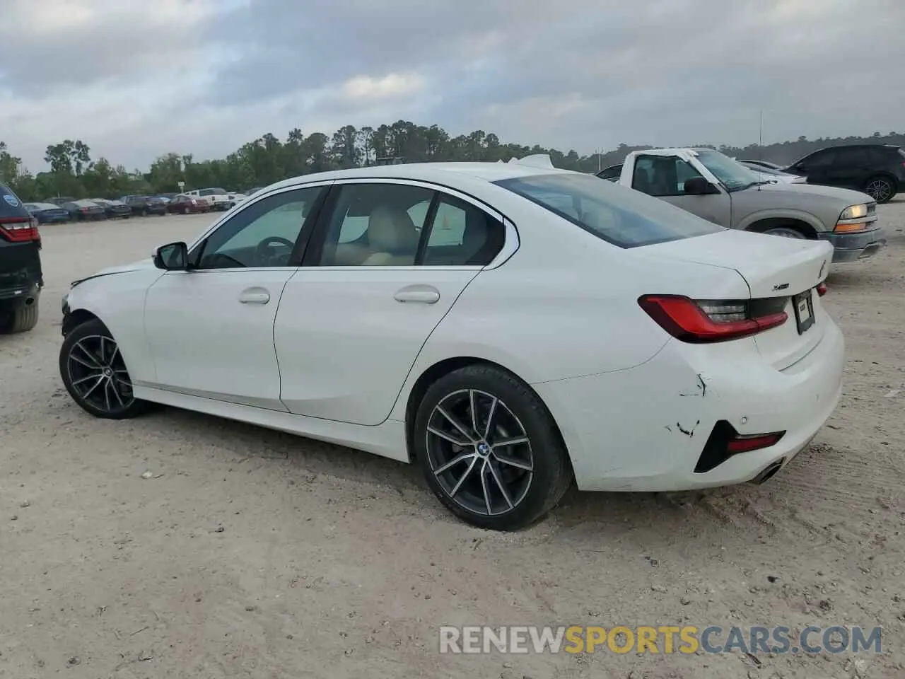 2 Photograph of a damaged car 3MW5R7J03L8B21731 BMW 3 SERIES 2020