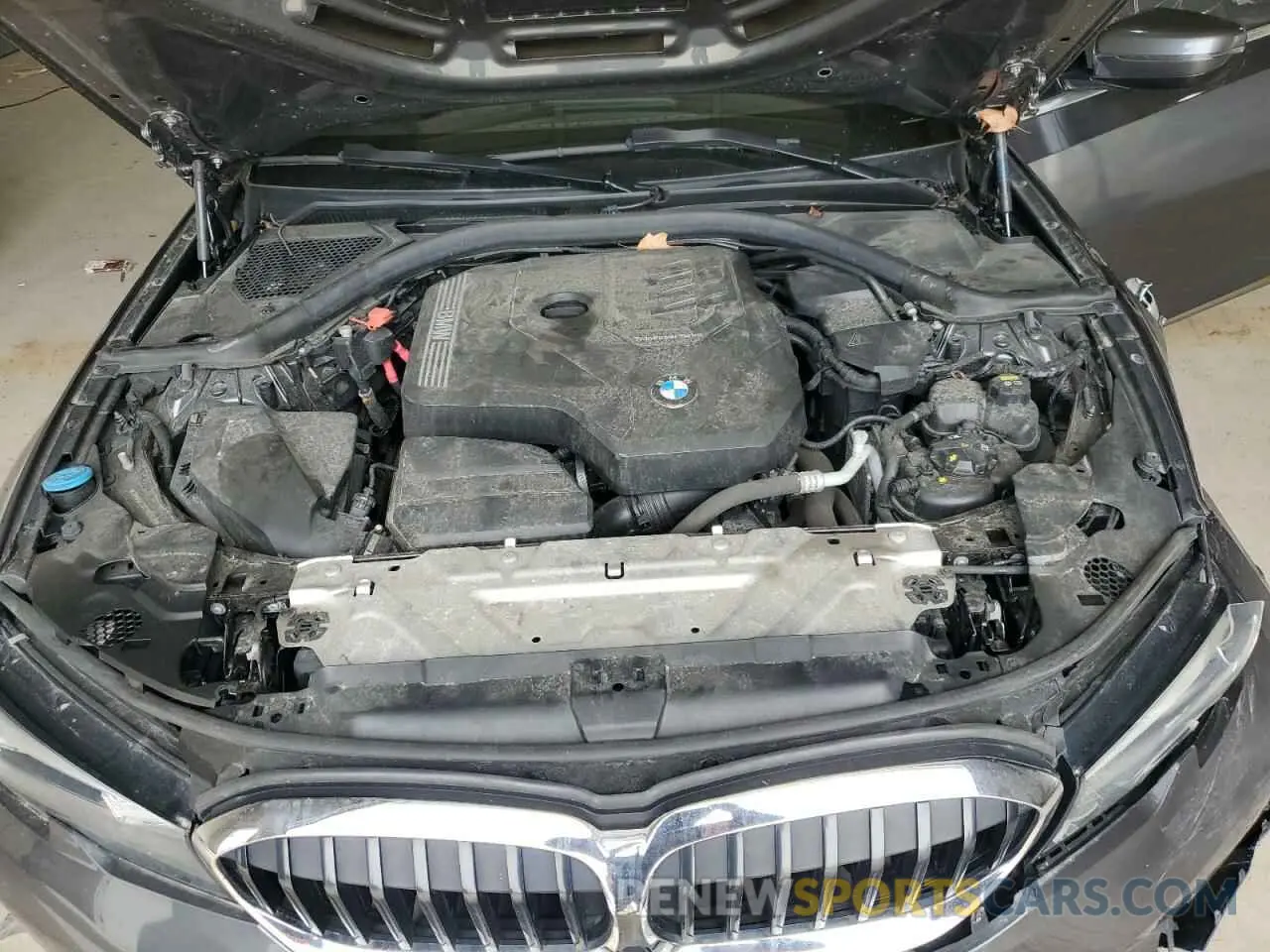 11 Photograph of a damaged car 3MW5R7J04L8B19132 BMW 3 SERIES 2020