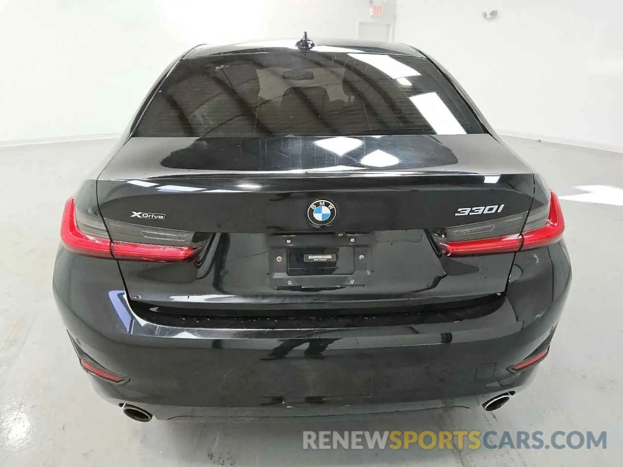 6 Photograph of a damaged car 3MW5R7J04L8B24511 BMW 3 SERIES 2020