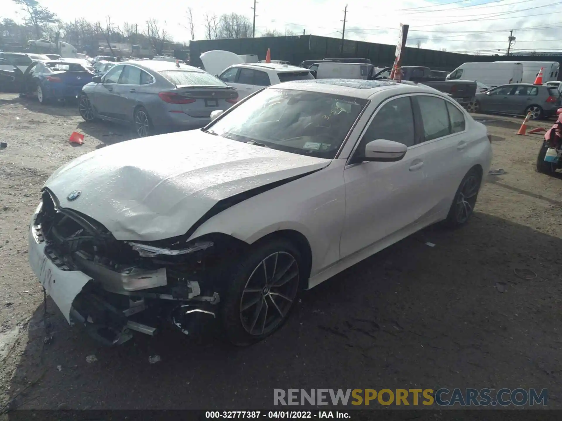 2 Photograph of a damaged car 3MW5R7J04L8B39722 BMW 3 SERIES 2020