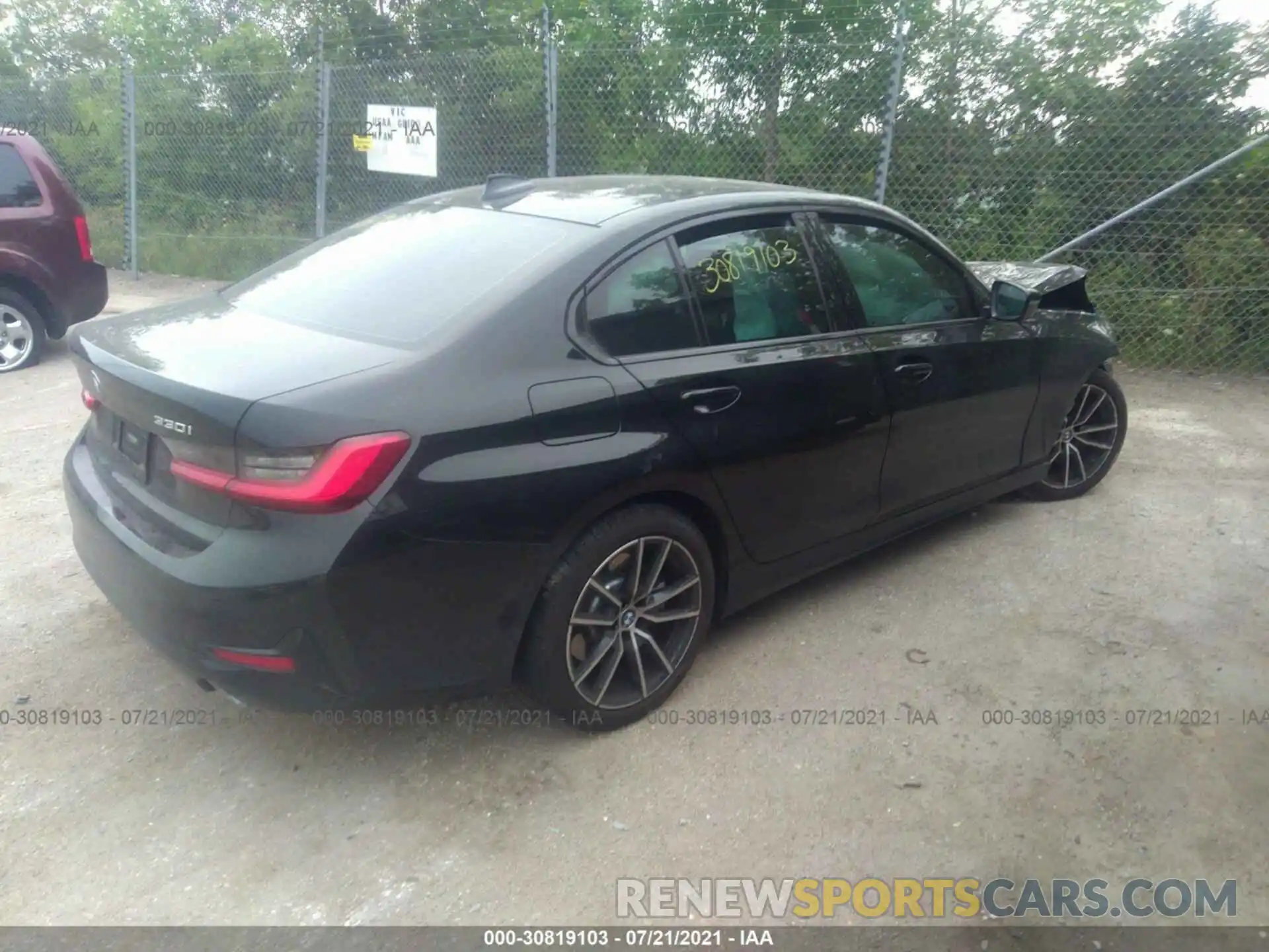 4 Photograph of a damaged car 3MW5R7J05L8B04686 BMW 3 SERIES 2020