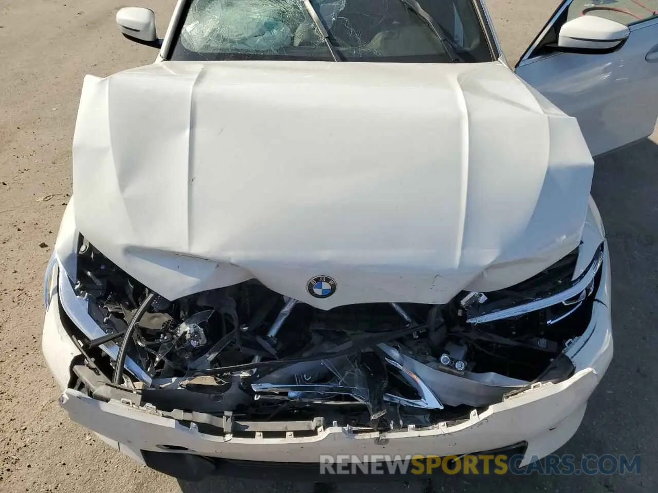 11 Photograph of a damaged car 3MW5R7J05L8B17910 BMW 3 SERIES 2020