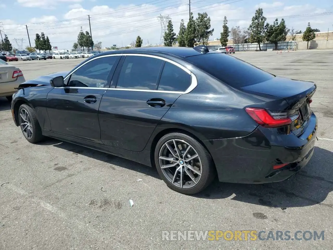 2 Photograph of a damaged car 3MW5R7J05L8B18216 BMW 3 SERIES 2020