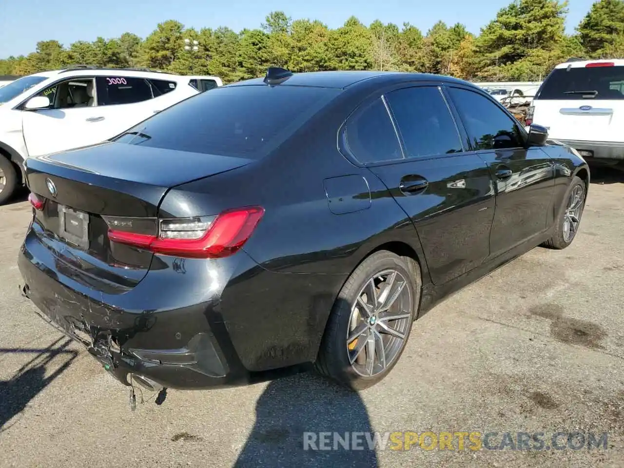 4 Photograph of a damaged car 3MW5R7J05L8B18359 BMW 3 SERIES 2020