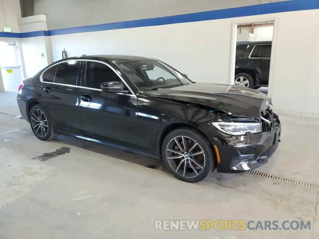 4 Photograph of a damaged car 3MW5R7J05L8B25280 BMW 3 SERIES 2020