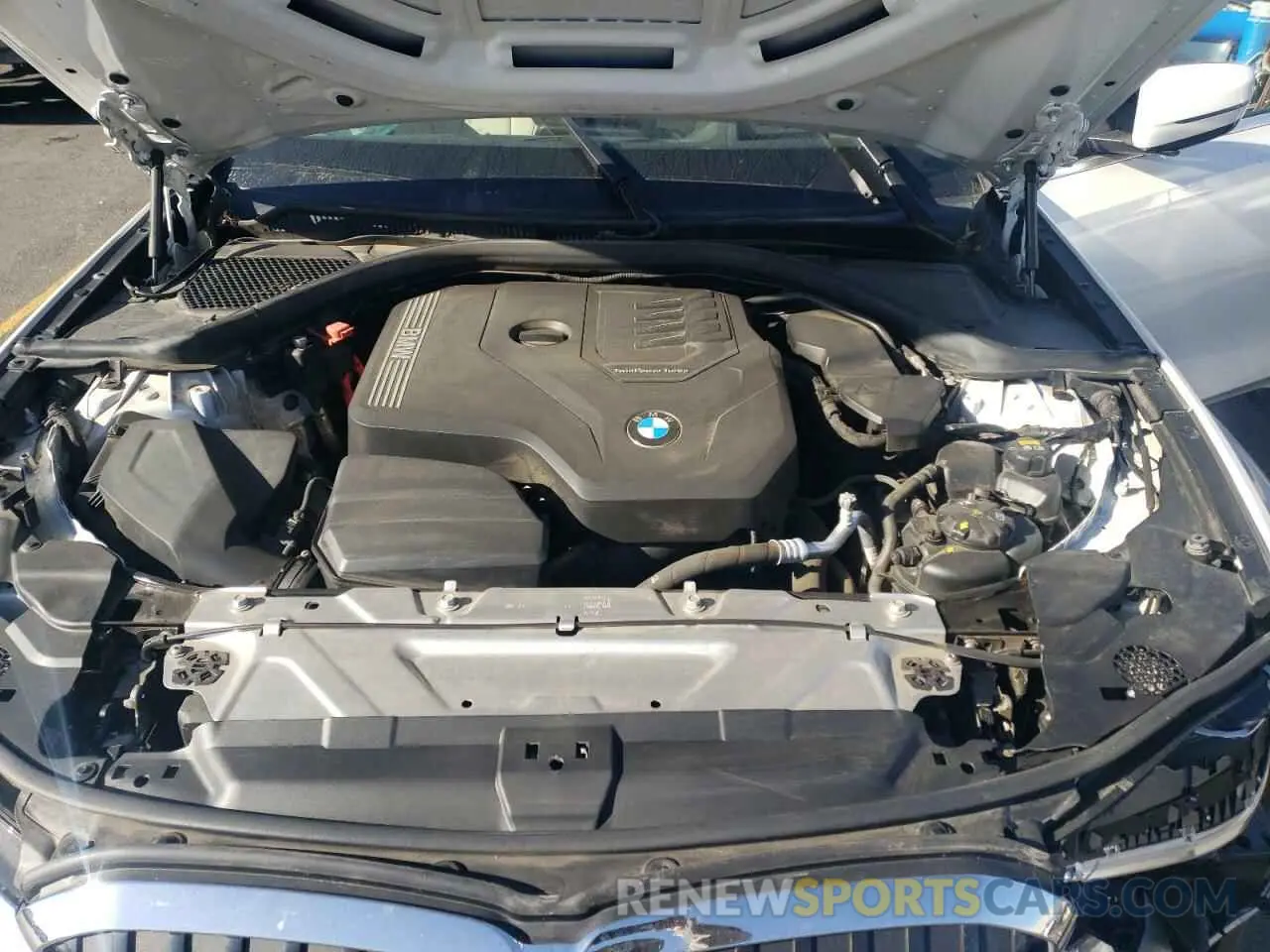11 Photograph of a damaged car 3MW5R7J05L8B38059 BMW 3 SERIES 2020