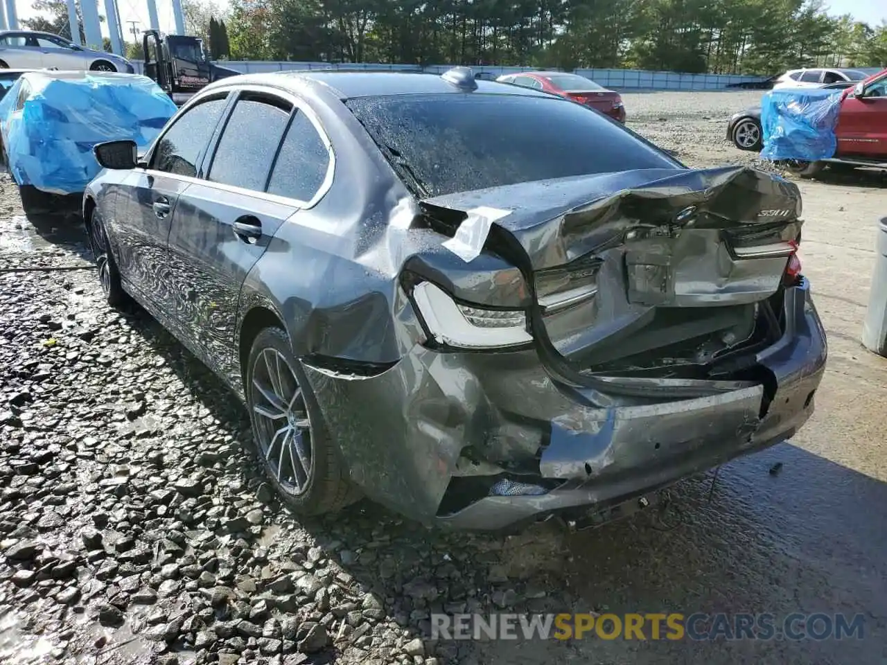 3 Photograph of a damaged car 3MW5R7J06L8B09542 BMW 3 SERIES 2020