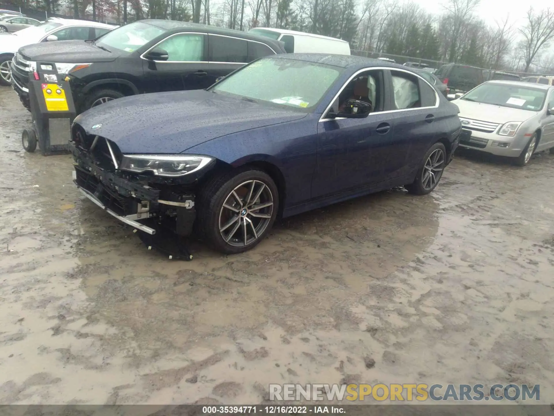 2 Photograph of a damaged car 3MW5R7J06L8B20329 BMW 3 SERIES 2020