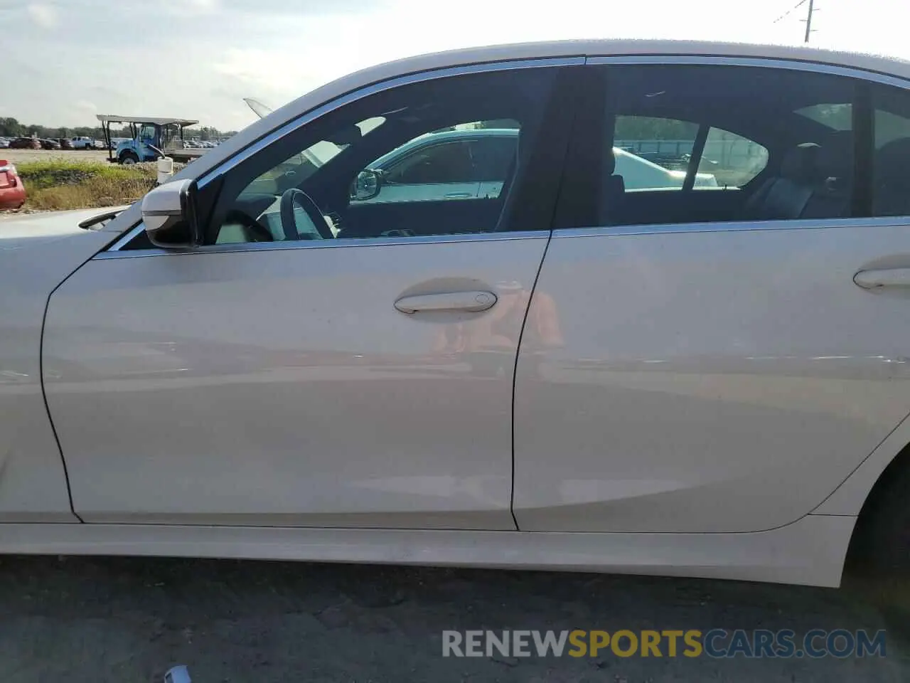 12 Photograph of a damaged car 3MW5R7J07L8B09369 BMW 3 SERIES 2020