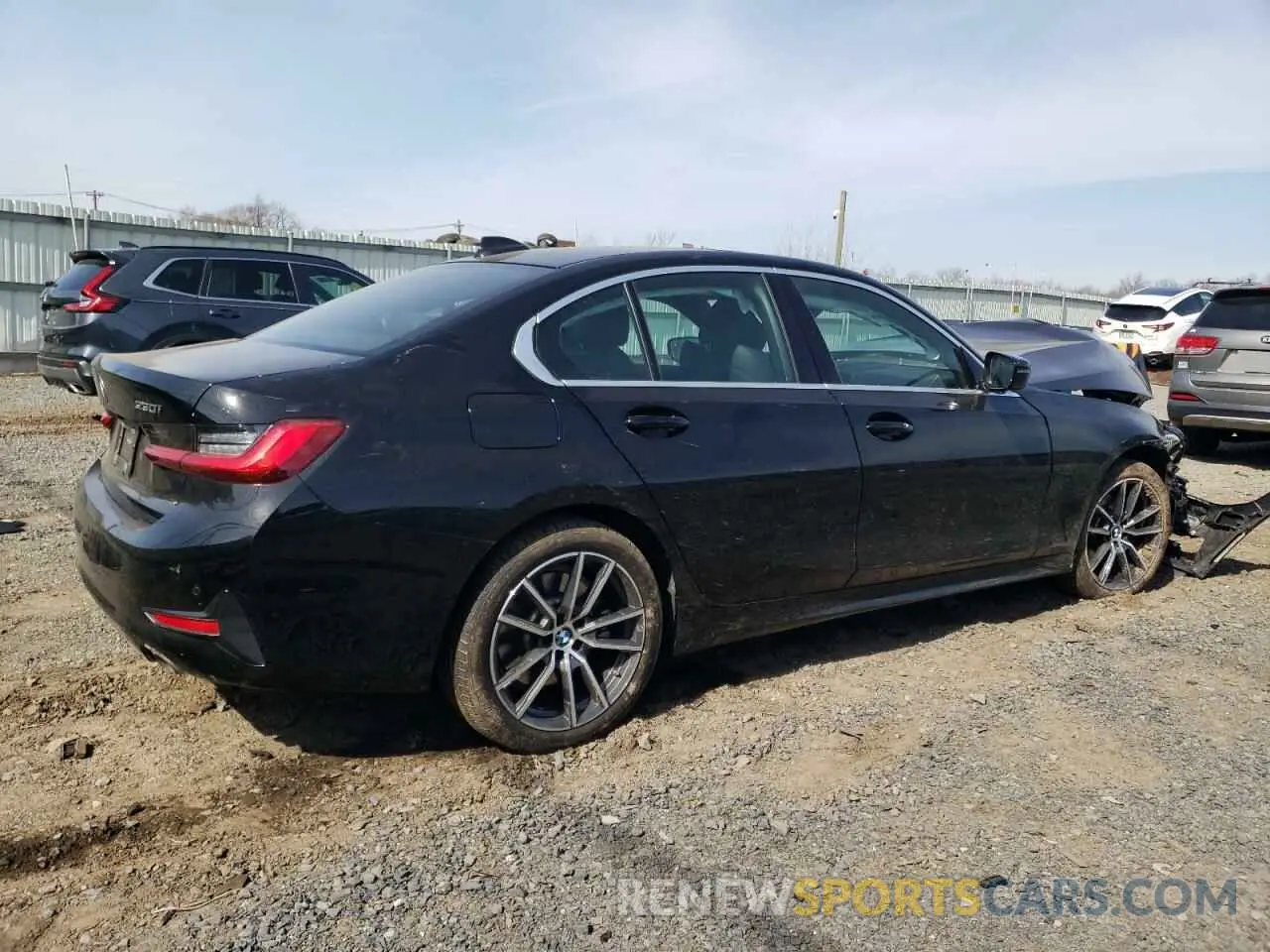 3 Photograph of a damaged car 3MW5R7J07L8B14622 BMW 3 SERIES 2020