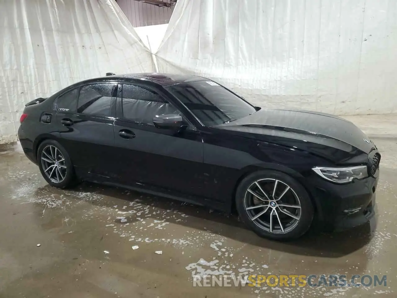 4 Photograph of a damaged car 3MW5R7J07L8B22185 BMW 3 SERIES 2020