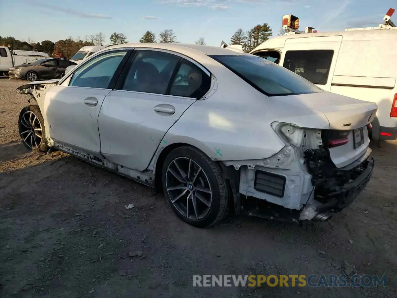 2 Photograph of a damaged car 3MW5R7J08L8B06447 BMW 3 SERIES 2020