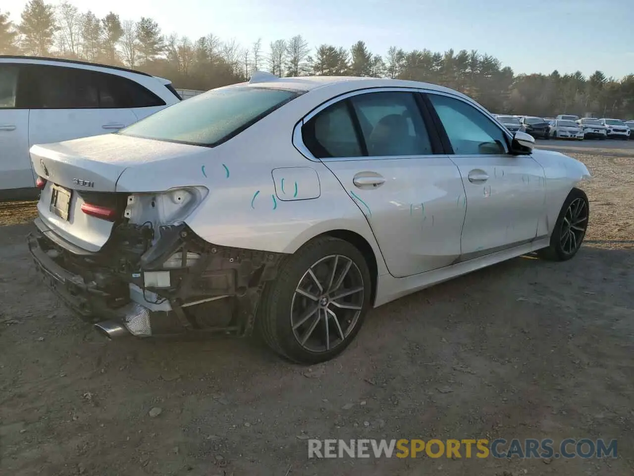 3 Photograph of a damaged car 3MW5R7J08L8B06447 BMW 3 SERIES 2020