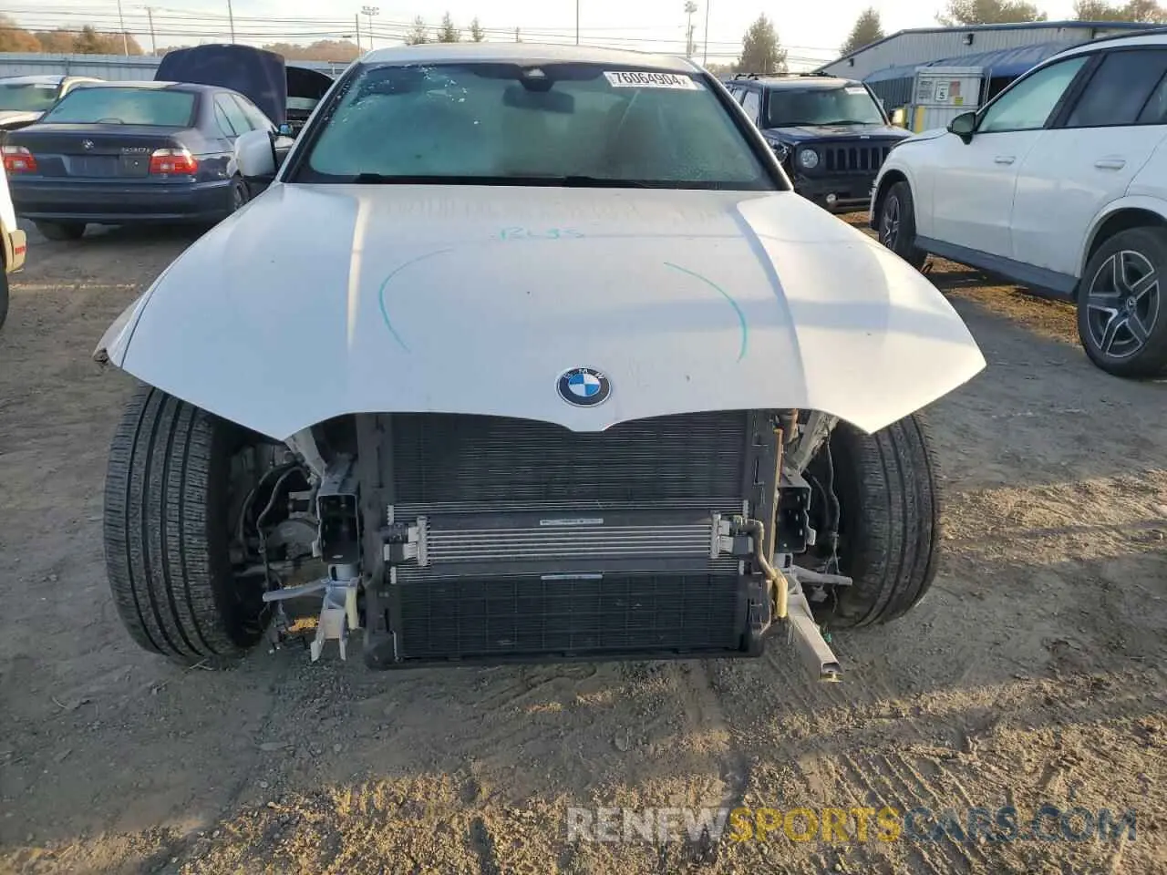 5 Photograph of a damaged car 3MW5R7J08L8B06447 BMW 3 SERIES 2020