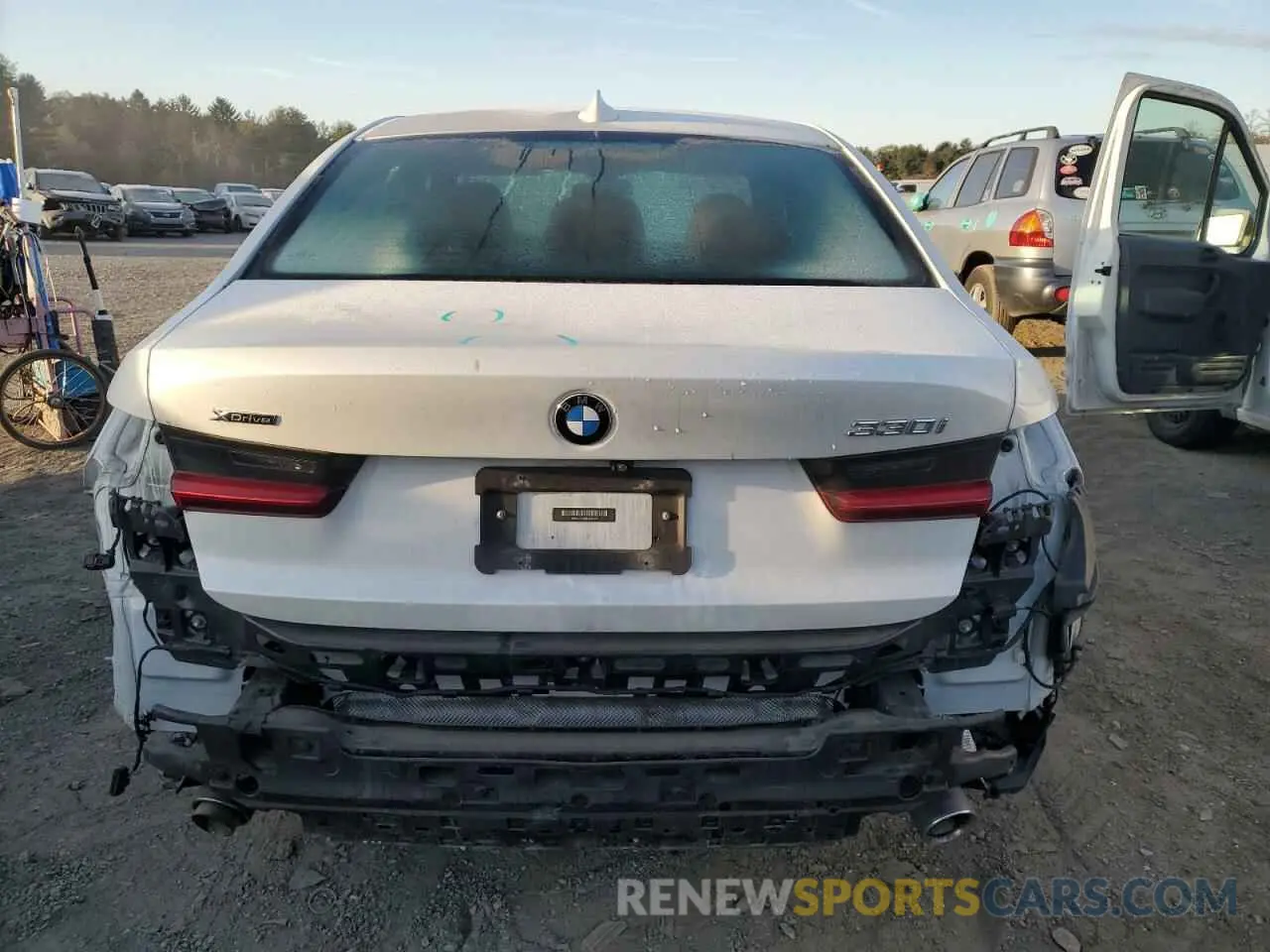 6 Photograph of a damaged car 3MW5R7J08L8B06447 BMW 3 SERIES 2020
