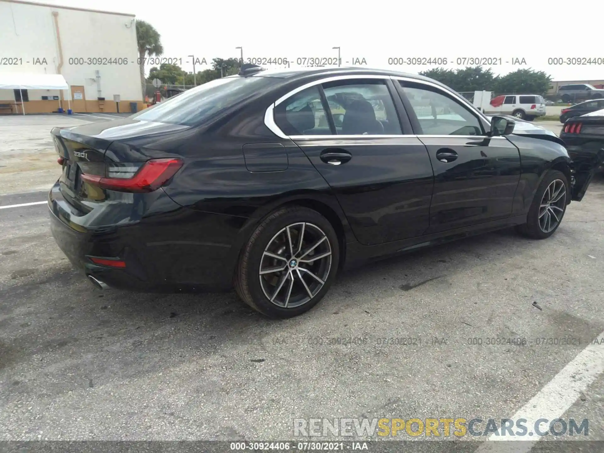 4 Photograph of a damaged car 3MW5R7J08L8B25290 BMW 3 SERIES 2020