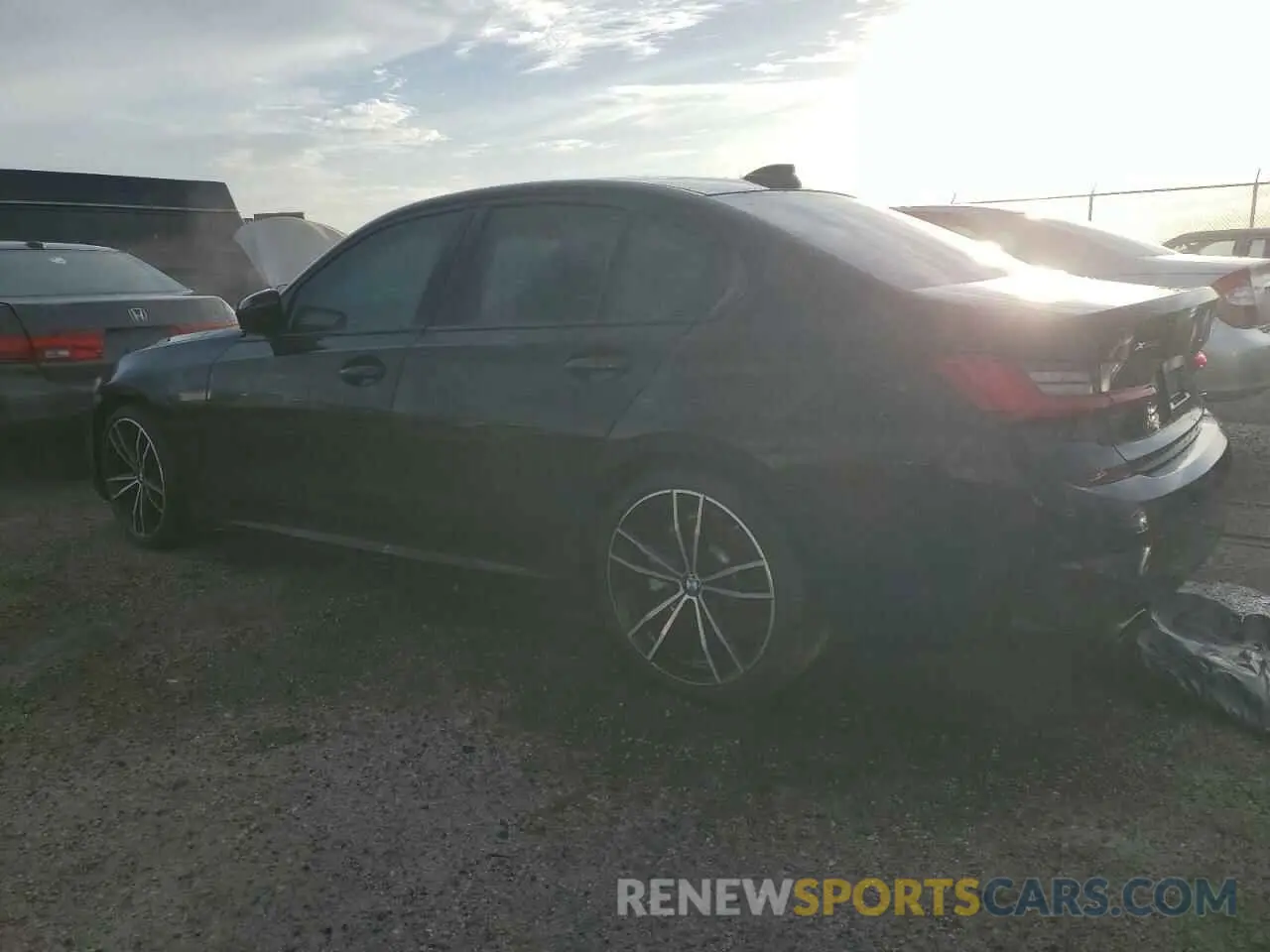 2 Photograph of a damaged car 3MW5R7J08L8B25547 BMW 3 SERIES 2020