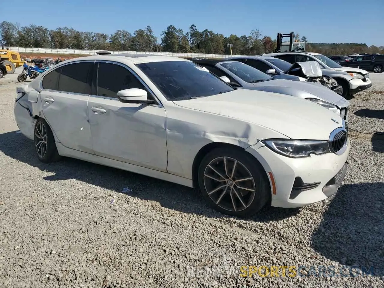 4 Photograph of a damaged car 3MW5R7J09L8B15643 BMW 3 SERIES 2020