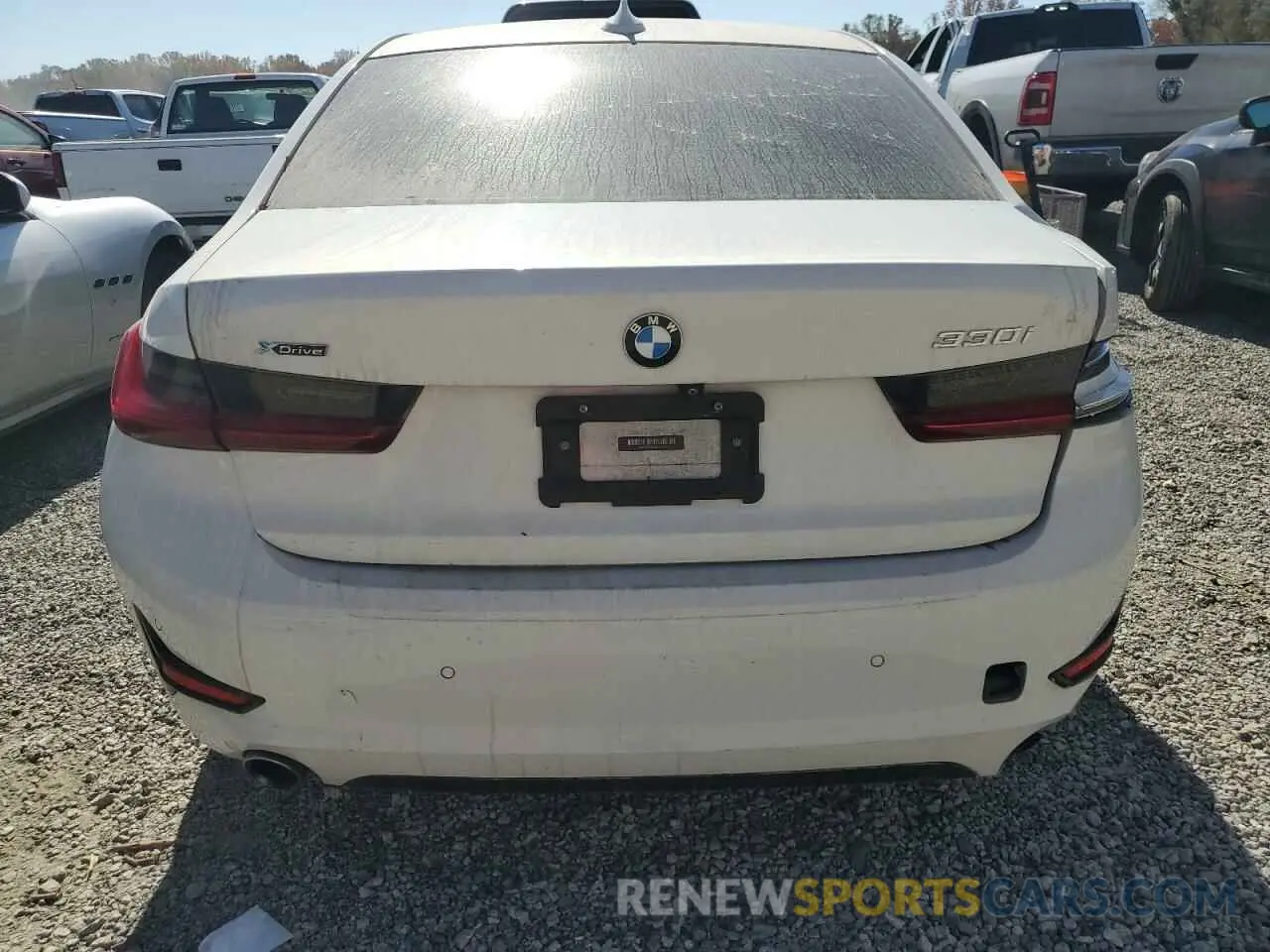 6 Photograph of a damaged car 3MW5R7J09L8B15643 BMW 3 SERIES 2020