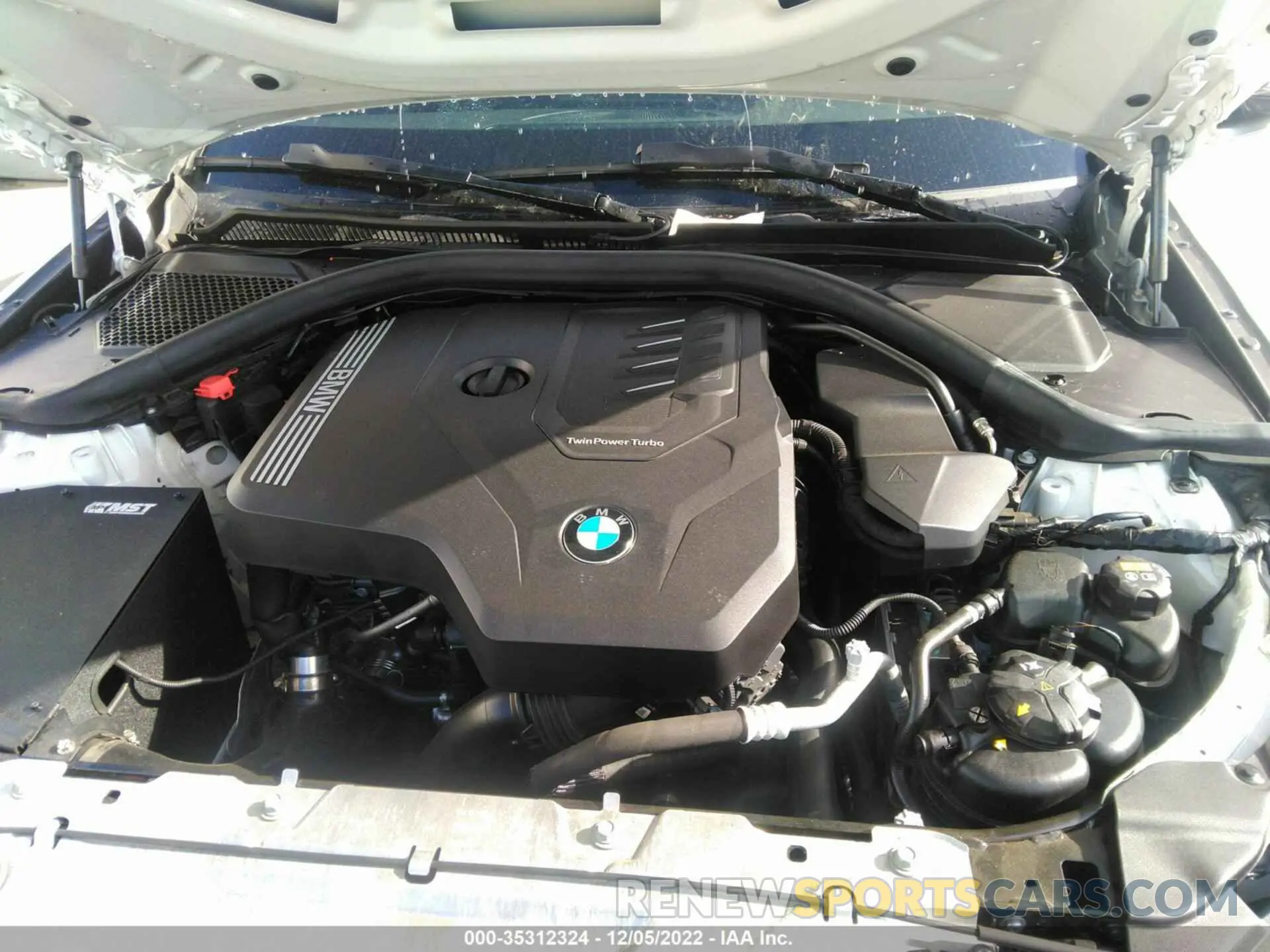 10 Photograph of a damaged car 3MW5R7J09L8B34905 BMW 3 SERIES 2020
