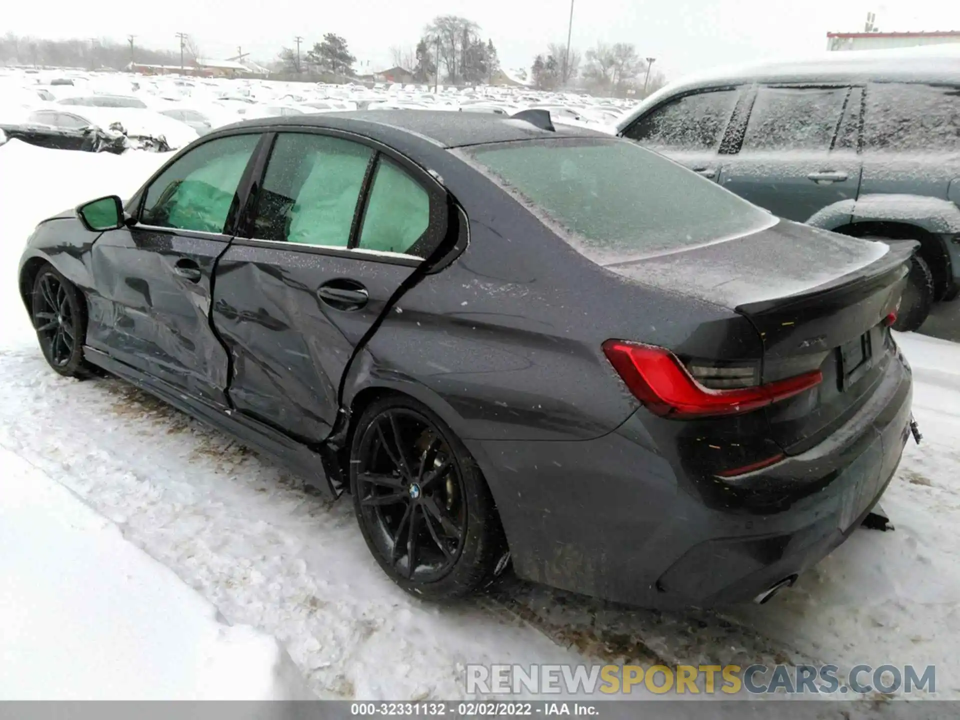 3 Photograph of a damaged car 3MW5R7J09L8B45998 BMW 3 SERIES 2020